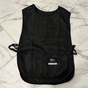 Black Salon Styling Smock with Pocket. Unisex